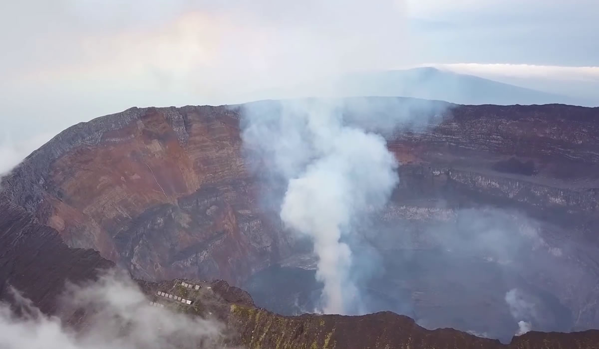 4 Days Virunga Gorillas and Nyiragongo Safari