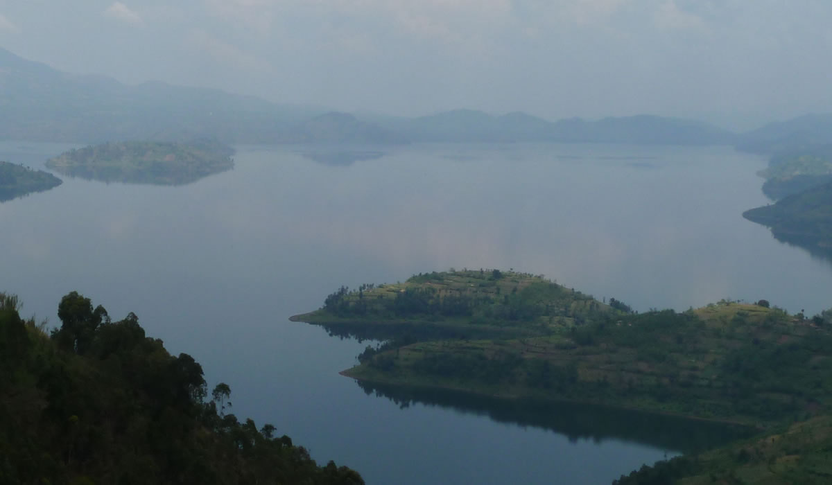 Twin Lakes Experience in Rwanda