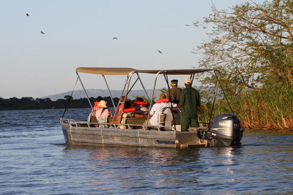 Akagera National park boat cruise