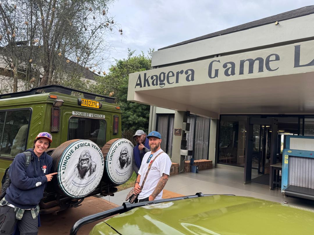 Guests at the entrance of Akagera Game Lodge after game drive